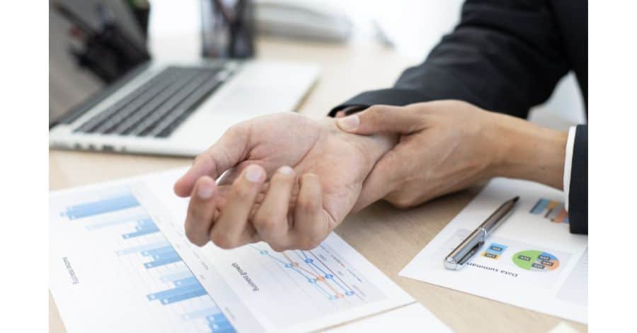 Ergonomia no trabalho: como prevenir desconforto, LER e DORT